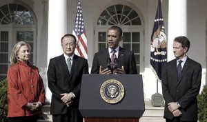 Barack Obama, Jim Yong Kim, Hillary Rodham Clinton, Timothy Geithner